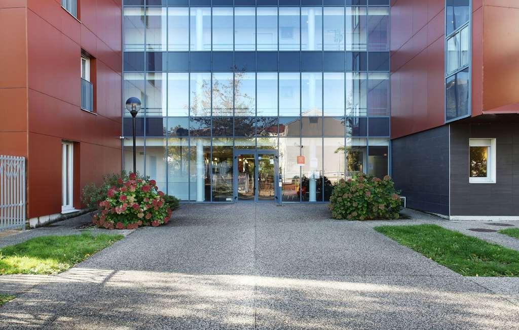 Appart'Hotel Odalys City - Bioparc Lyon Est Ngoại thất bức ảnh