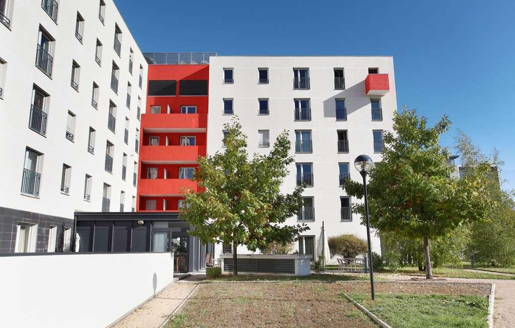 Appart'Hotel Odalys City - Bioparc Lyon Est Ngoại thất bức ảnh