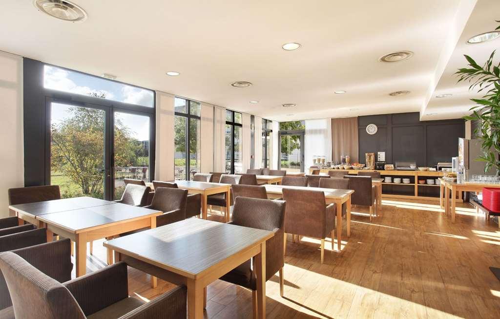 Appart'Hotel Odalys City - Bioparc Lyon Est Nhà hàng bức ảnh