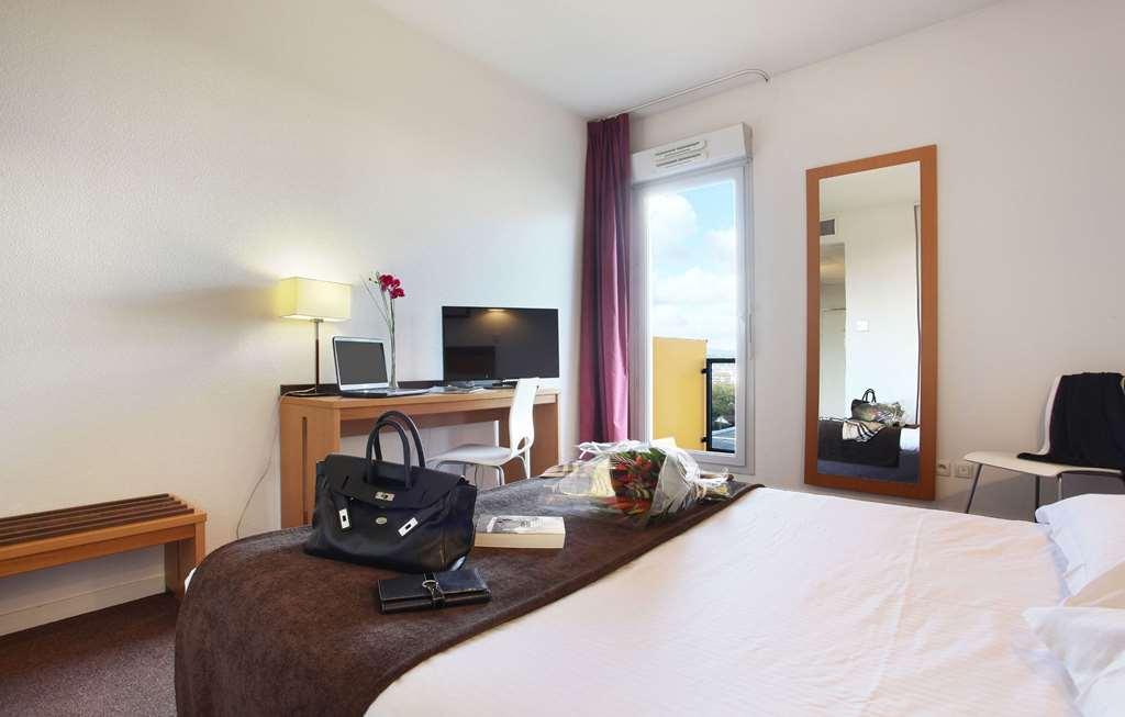 Appart'Hotel Odalys City - Bioparc Lyon Est Phòng bức ảnh