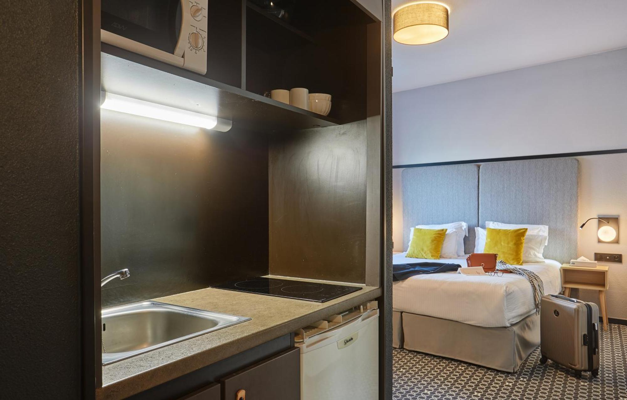 Appart'Hotel Odalys City - Bioparc Lyon Est Ngoại thất bức ảnh