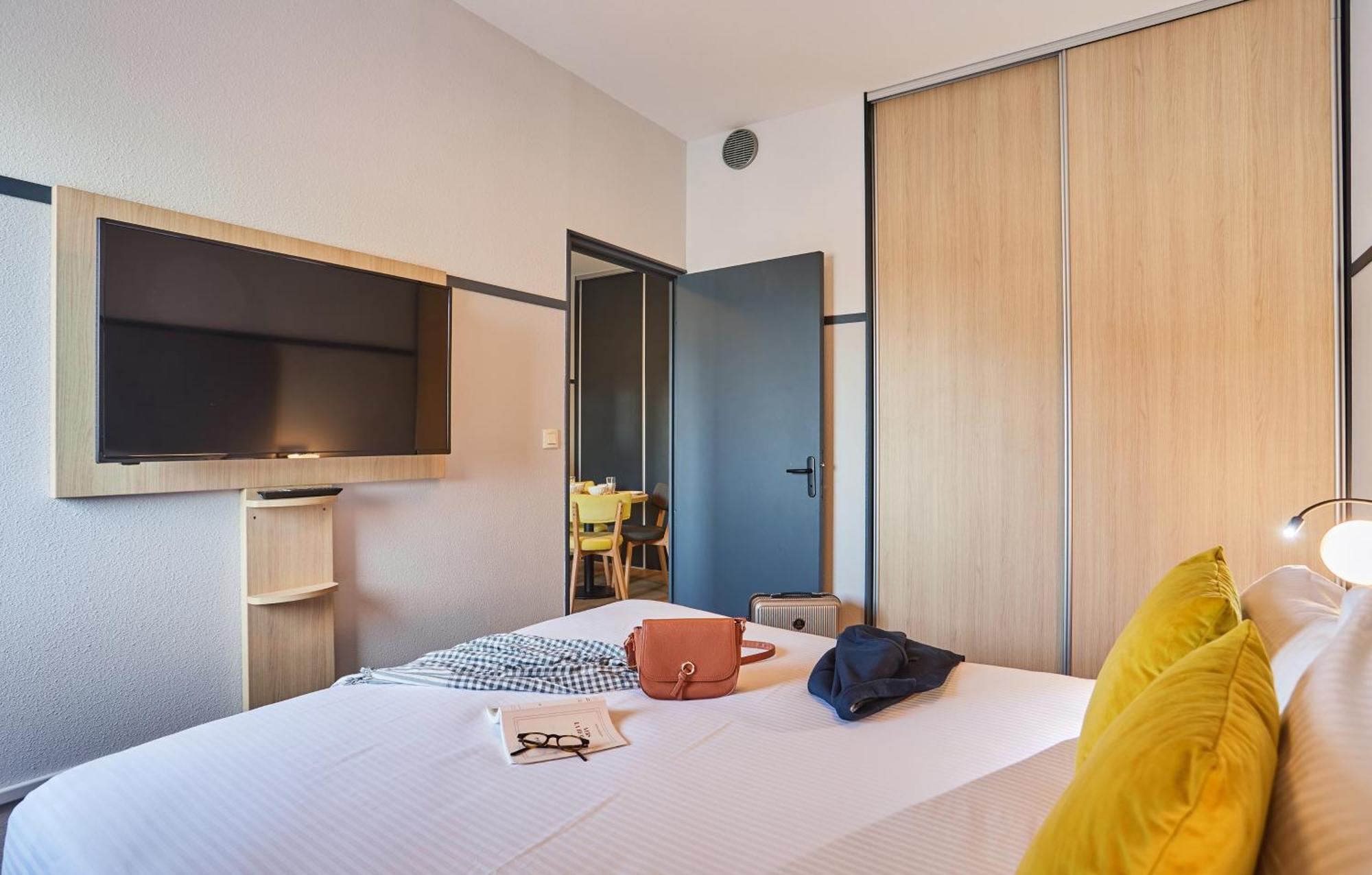 Appart'Hotel Odalys City - Bioparc Lyon Est Ngoại thất bức ảnh