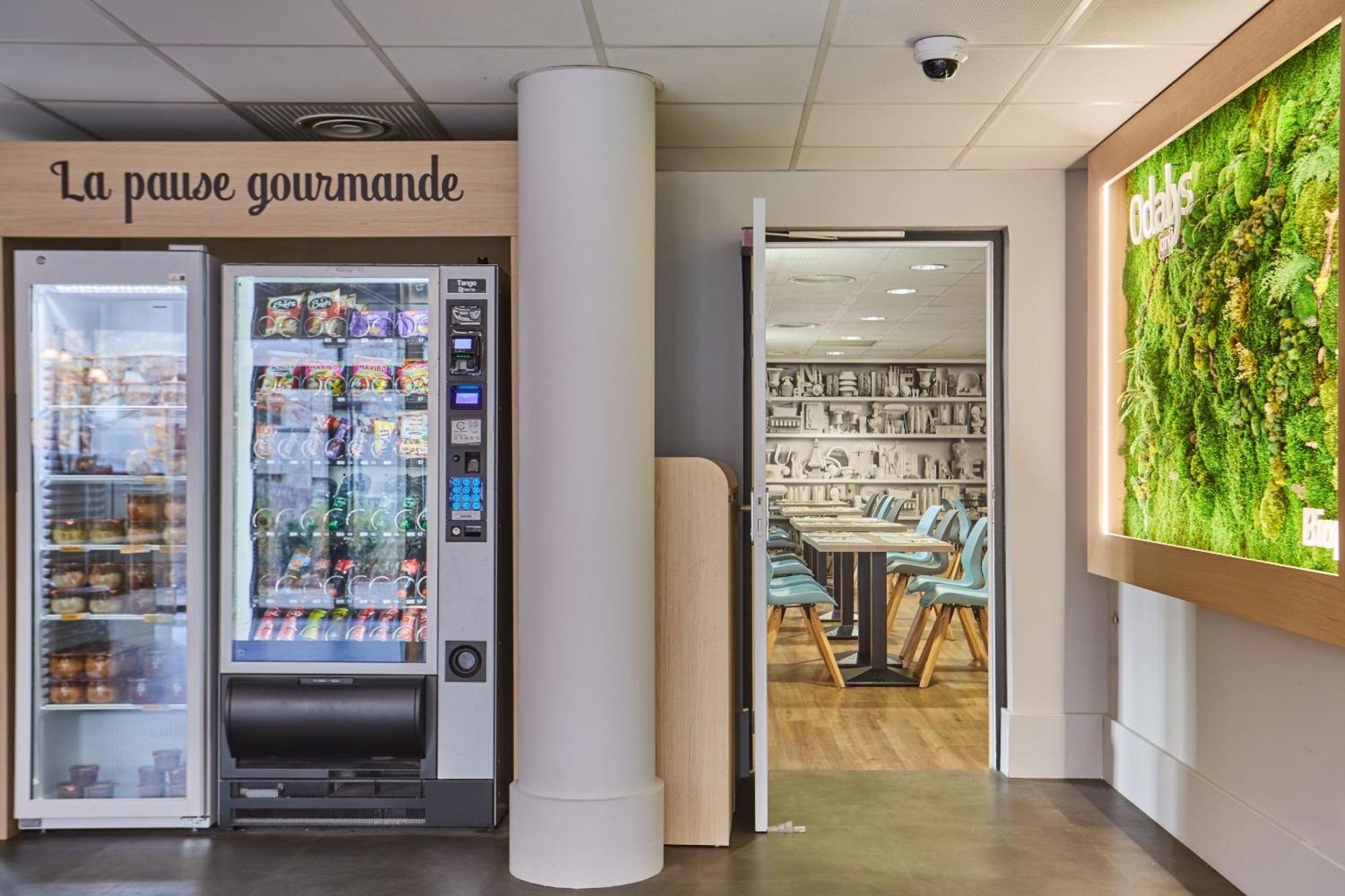 Appart'Hotel Odalys City - Bioparc Lyon Est Ngoại thất bức ảnh