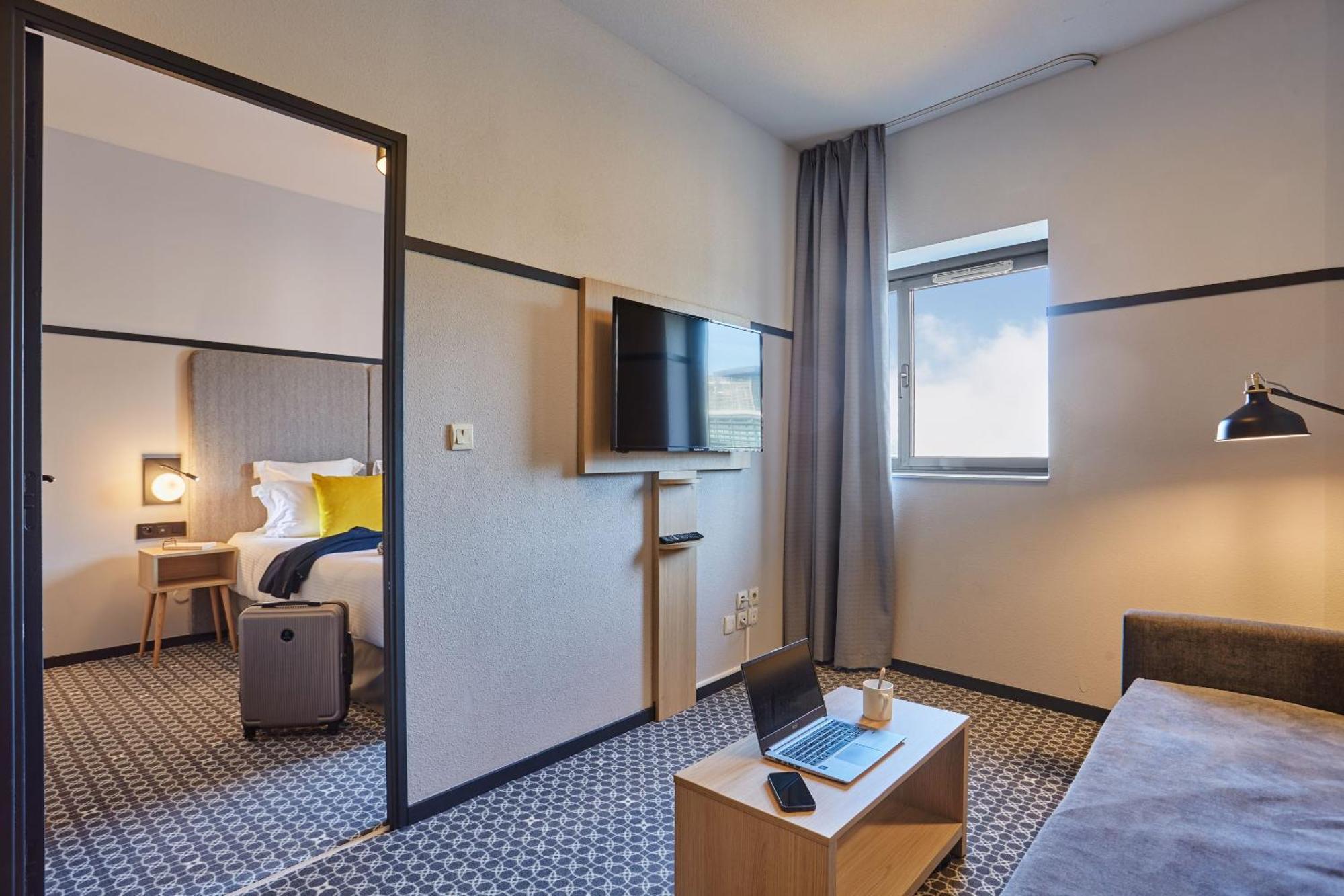 Appart'Hotel Odalys City - Bioparc Lyon Est Ngoại thất bức ảnh