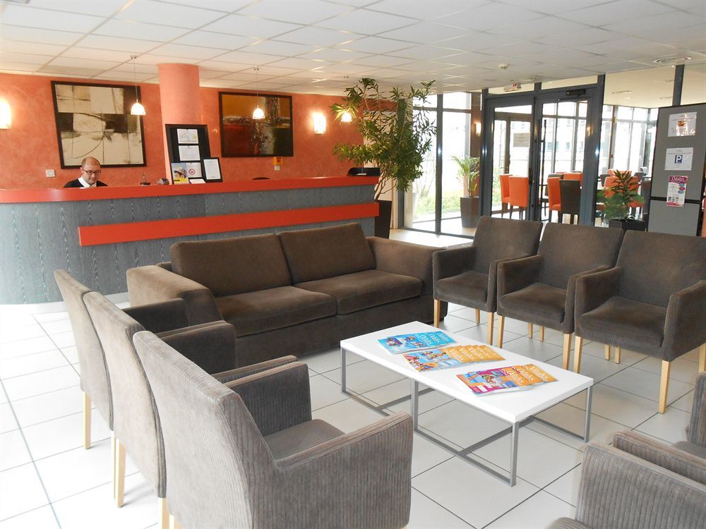 Appart'Hotel Odalys City - Bioparc Lyon Est Ngoại thất bức ảnh