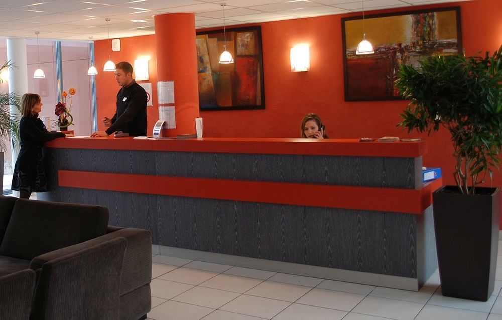 Appart'Hotel Odalys City - Bioparc Lyon Est Ngoại thất bức ảnh